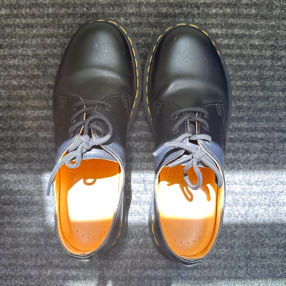 1461 Black Smooth Leather Oxfords- Women’s Size 8 - Picture 1 of 12